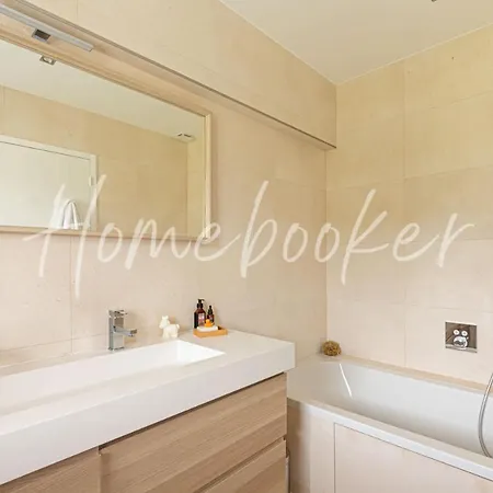 Colombe Saint-Tropez